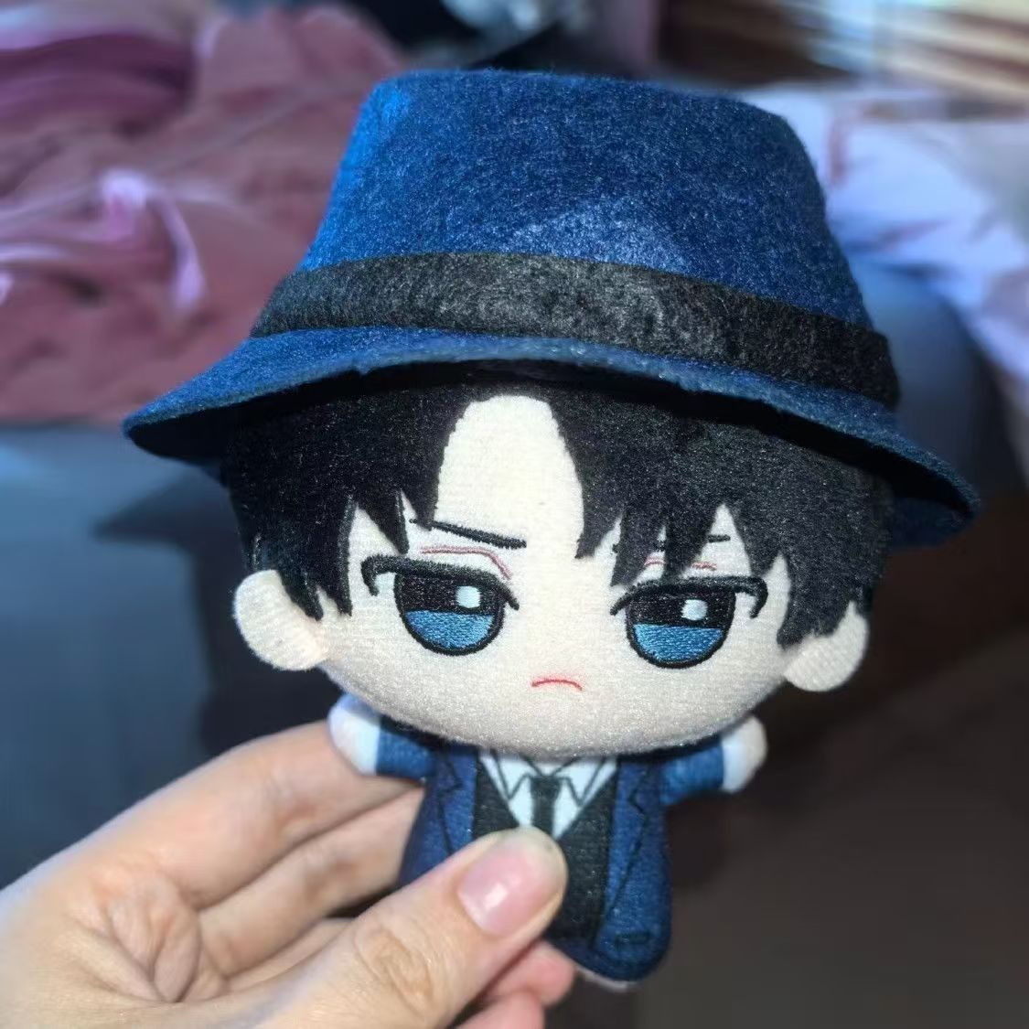 Peluche Levi Ackerman 10cm, Pe - Anime Merchandise For Sale recensione e prezzo